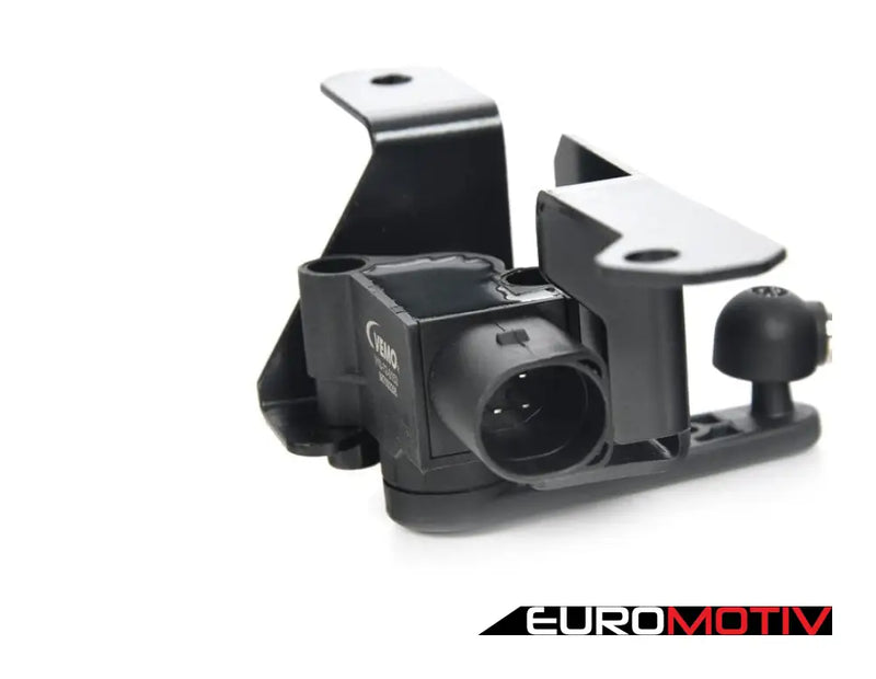 Rear Headlight Leveling Sensor